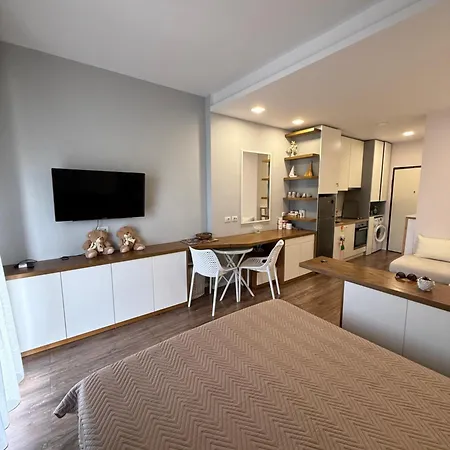 Beachfront 아파트 Sarandë